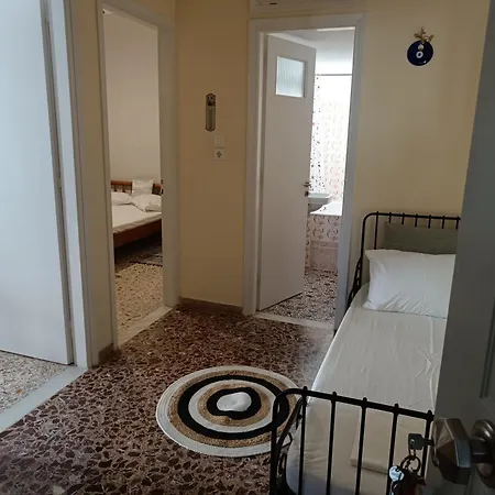 Holiday home Kleris 3 *
