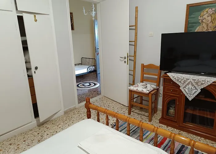 בית נופש Kleris 3 *